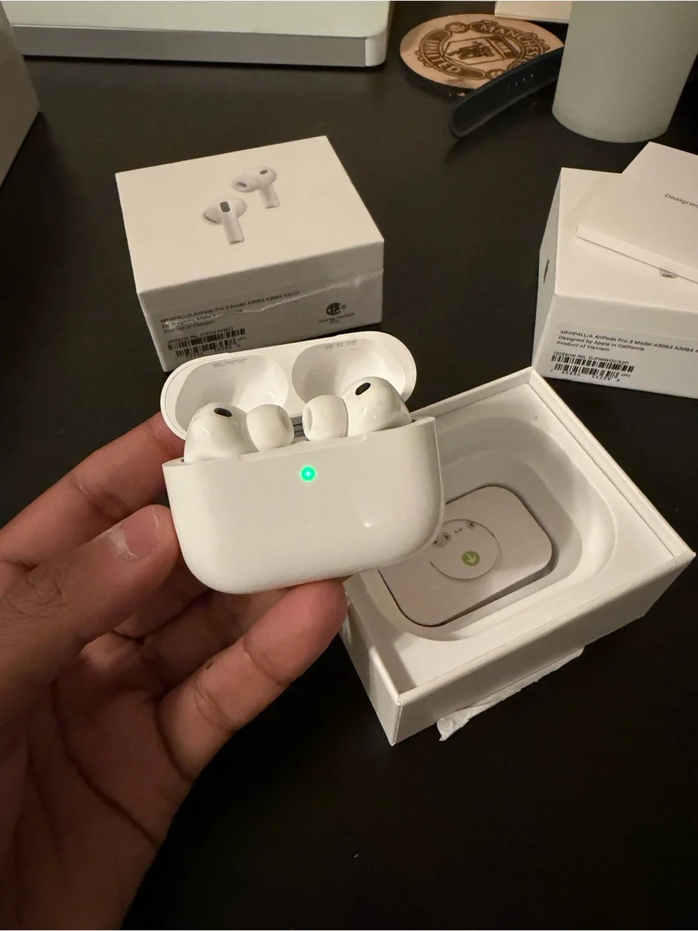 Apple AirPods Pro Wireless Earbuds White